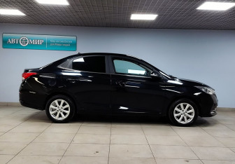 Подержанный автомобиль Changan Alsvin 2023 года (4 фото)