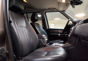 Подержанный автомобиль Land Rover Discovery 2013 года (12 фото)