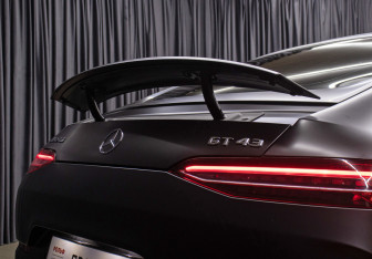 Подержанный автомобиль Mercedes-Benz AMG GT Liftback 2020 года (24 фото)