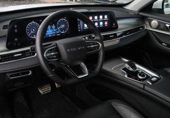 Подержанный автомобиль Chery Tiggo 8 Pro Max 2023 года (11 фото)