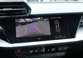 Подержанный автомобиль Audi A3 Sedan 2021 года (18 фото)