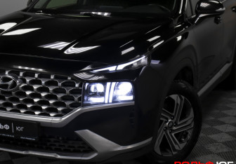 Подержанный автомобиль Hyundai Santa Fe 2021 года (24 фото)