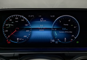 Подержанный автомобиль Mercedes-Benz GLE 2022 года (16 фото)