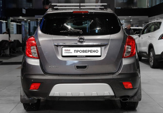 Подержанный автомобиль Opel Mokka 2013 года (5 фото)