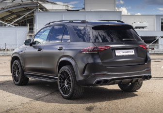 Подержанный автомобиль Mercedes-Benz GLE 2020 года (27 фото)