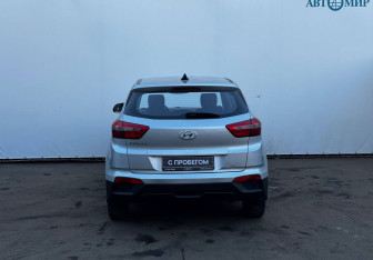 Подержанный автомобиль Hyundai Creta 2019 года (7 фото)