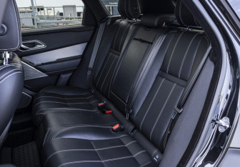 Подержанный автомобиль Land Rover Range Rover Velar 2020 года (16 фото)