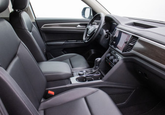 Подержанный автомобиль Volkswagen Teramont 2019 года (10 фото)