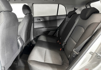 Подержанный автомобиль Hyundai Creta 2018 года (12 фото)