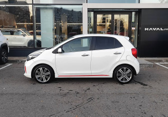 Подержанный автомобиль Kia Picanto 2017 года (8 фото)