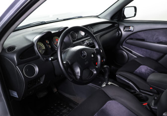 Подержанный автомобиль Mitsubishi Outlander 2003 года (15 фото)