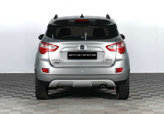 Подержанный автомобиль Changan CS35 2017 года (4 фото)