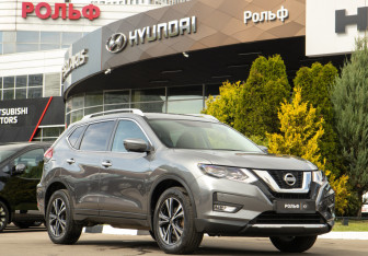 Подержанный автомобиль Nissan X-Trail 2021 года (2 фото)