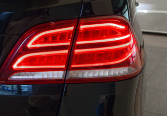 Подержанный автомобиль Mercedes-Benz GLE 2015 года (22 фото)