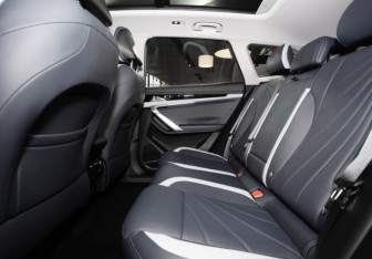 Новый Geely Atlas 2025 (30 фото)