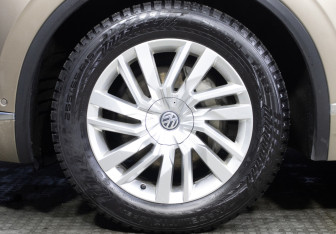 Подержанный автомобиль Volkswagen Touareg 2019 года (29 фото)