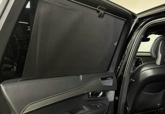 Подержанный автомобиль Volvo XC90 2019 года (21 фото)