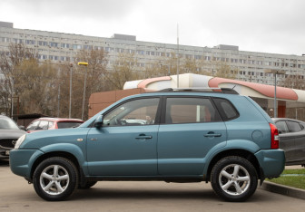 Подержанный автомобиль Hyundai Tucson 2006 года (7 фото)