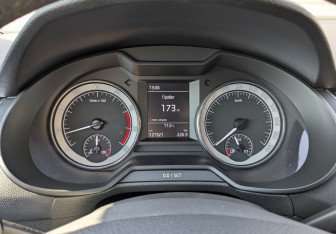 Подержанный автомобиль Skoda Octavia Liftback 2017 года (13 фото)