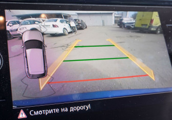 Подержанный автомобиль Volkswagen Tiguan 2020 года (9 фото)