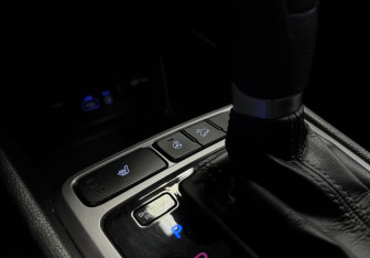 Подержанный автомобиль Hyundai Creta 2019 года (16 фото)