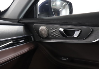 Подержанный автомобиль Chery Tiggo 8 Pro Max 2023 года (21 фото)