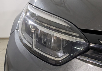 Подержанный автомобиль Renault Kaptur 2021 года (9 фото)