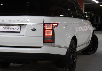 Подержанный автомобиль Land Rover Range Rover 2016 года (29 фото)