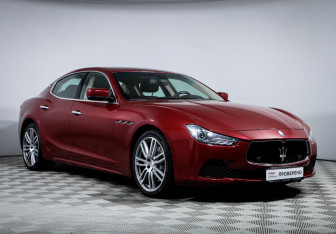 Подержанный автомобиль Maserati Ghibli Sedan 2014 года (3 фото)