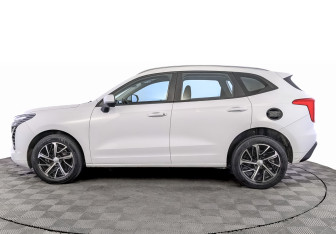 Подержанный автомобиль Haval Jolion 2022 года (8 фото)