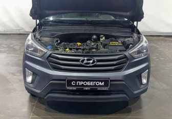 Подержанный автомобиль Hyundai Creta 2018 года (9 фото)