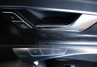 Подержанный автомобиль Audi A7 2018 года (32 фото)