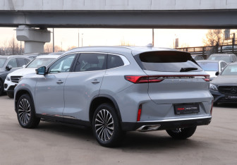 Подержанный автомобиль Exeed TXL 2023 года (7 фото)