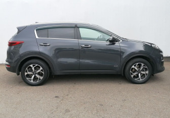 Подержанный автомобиль Kia Sportage 2021 года (4 фото)