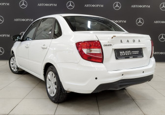Подержанный автомобиль LADA (ВАЗ) Granta Sedan 2023 года (7 фото)