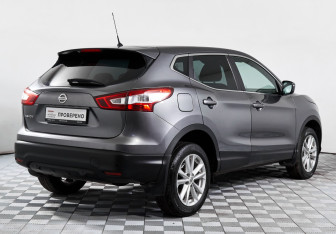 Подержанный автомобиль Nissan Qashqai 2014 года (5 фото)