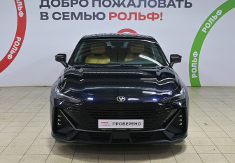 Подержанный автомобиль Changan UNI-V 2022 года (2 фото)