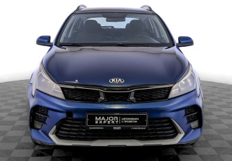 Подержанный автомобиль Kia Rio Hatchback 2021 года (2 фото)