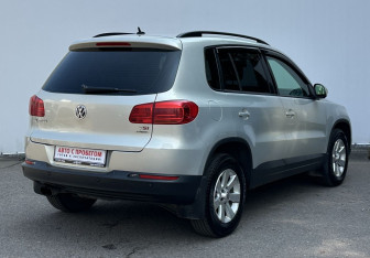 Подержанный автомобиль Volkswagen Tiguan 2012 года (5 фото)