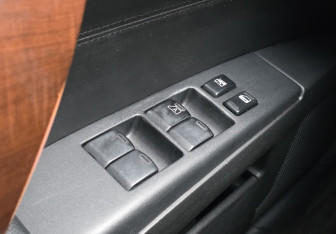 Подержанный автомобиль Nissan Teana 2007 года (14 фото)