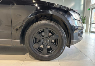 Подержанный автомобиль Audi Q5 2011 года (8 фото)