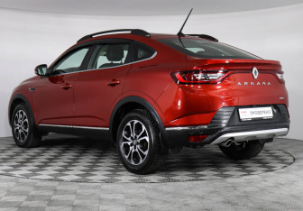 Подержанный автомобиль Renault Arkana 2021 года (7 фото)