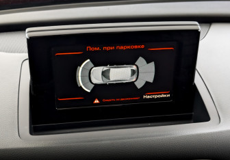 Подержанный автомобиль Audi Q3 2015 года (27 фото)