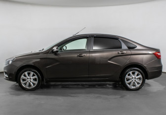 Подержанный автомобиль LADA (ВАЗ) Vesta Sedan 2022 года (8 фото)