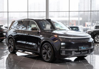 Новый LiXiang L9 2025 (3 фото)