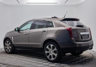 Подержанный автомобиль Cadillac SRX 2012 года (3 фото)