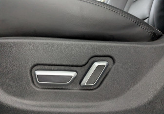 Подержанный автомобиль Geely Atlas 2021 года (20 фото)