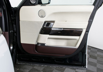 Подержанный автомобиль Land Rover Range Rover 2016 года (24 фото)