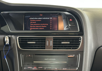 Подержанный автомобиль Audi RS 5 Coupe 2010 года (14 фото)