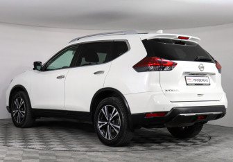 Подержанный автомобиль Nissan X-Trail 2021 года (7 фото)